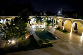  Hotel Hacienda Izamal  Исамаль